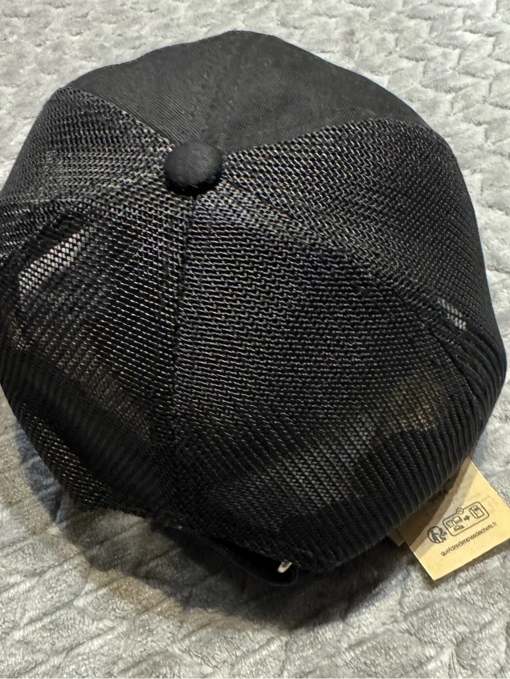 Gucci Black Baseball Cap with Red Logo
